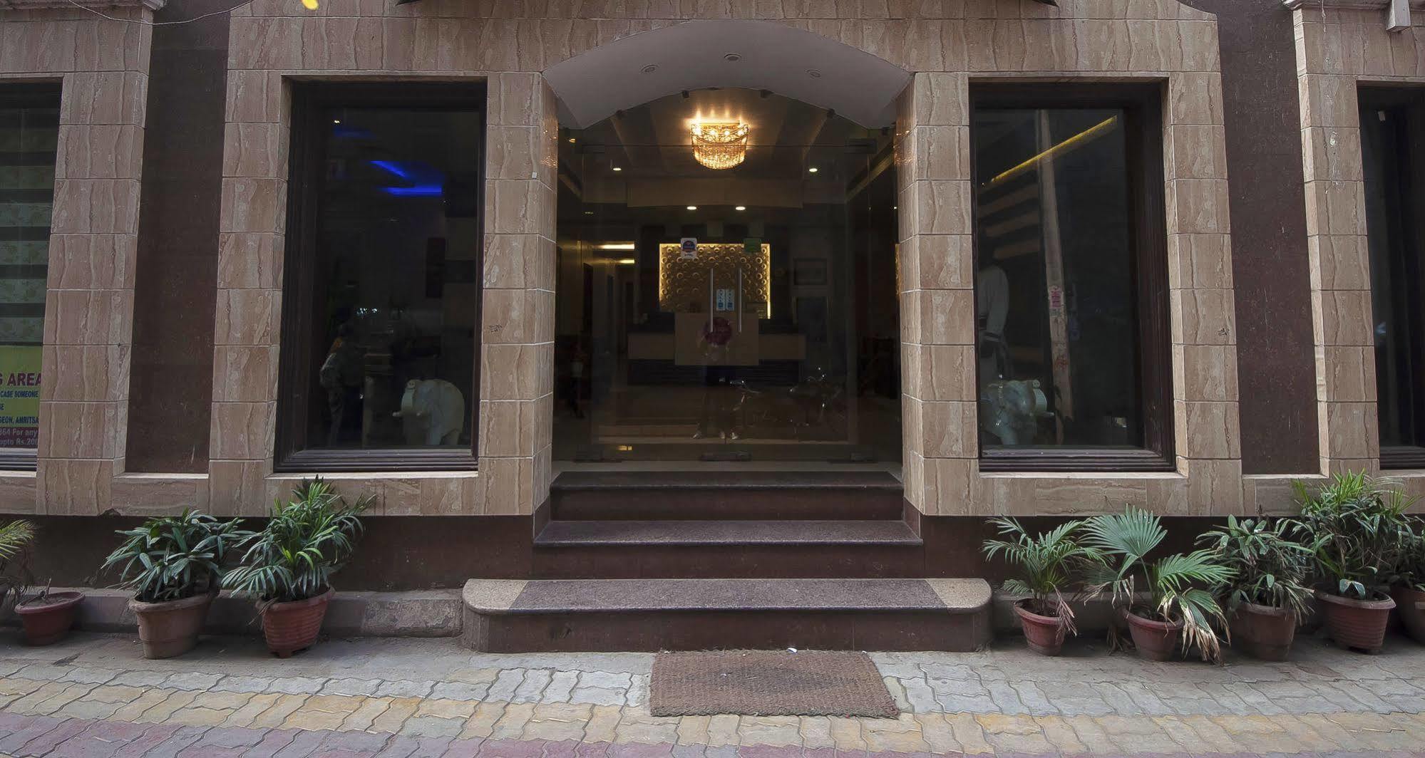 Prems Paradise Hotel Amritsar